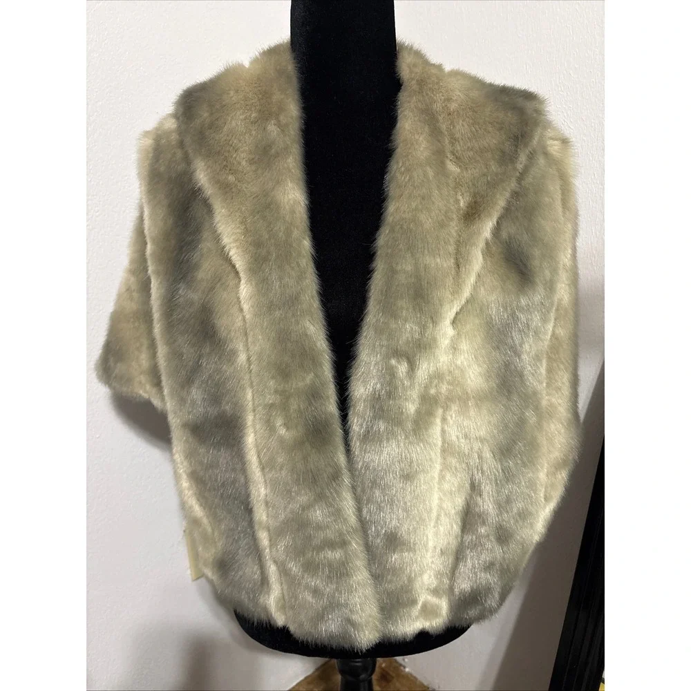 Eliza J Womens Grey Faux Fur Shawl Collar Wrap Stole EJ4M5906 Large NWT